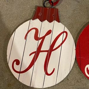 New H monogram round rustic ornament